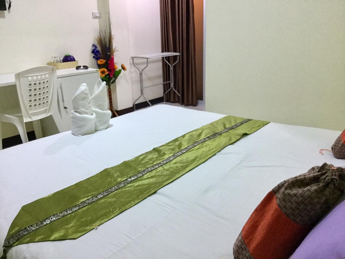 Greenhouse Apartment Nakhon Phanom Exterior foto