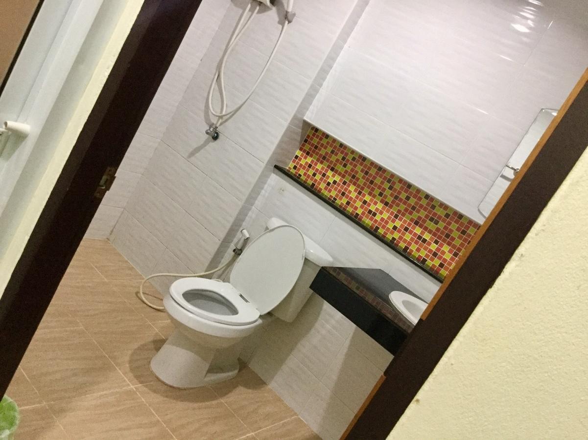 Greenhouse Apartment Nakhon Phanom Exterior foto
